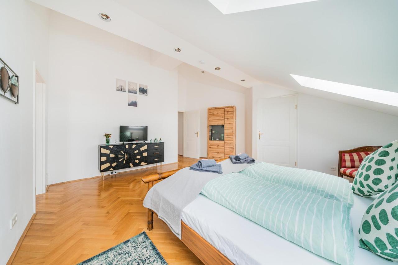 Penthouse Apartment - Sauna - Terrasse - Kamin - Ac Wien Eksteriør billede